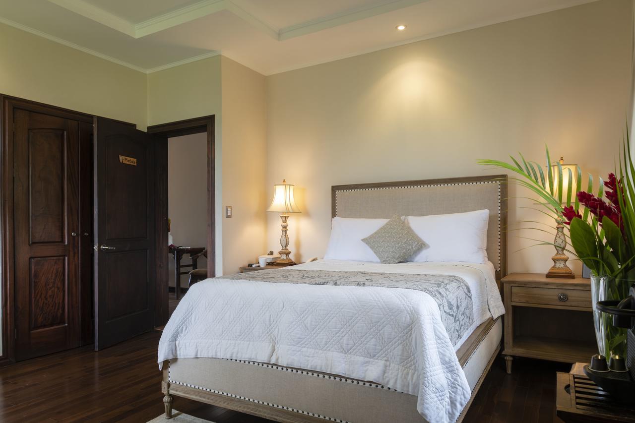 Hotel Boutique Villa Toscana Atenas Dış mekan fotoğraf
